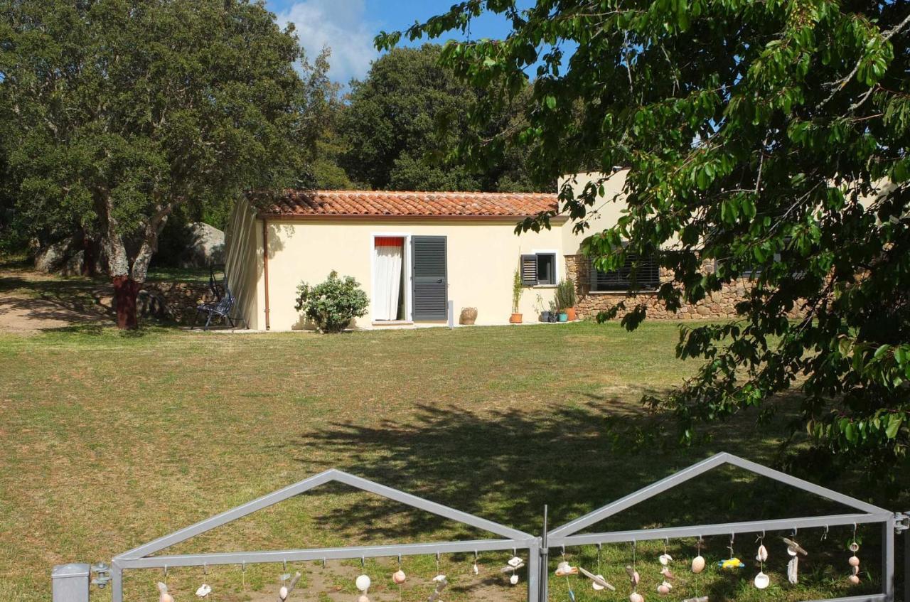 Li Pireddi Villa Aglientu Exterior photo